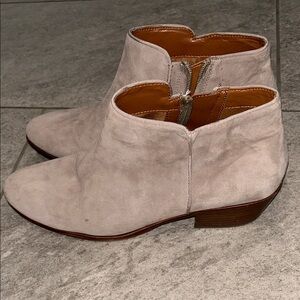 Sam Edelman Chic Beige Suede Ankle Booties 9.5